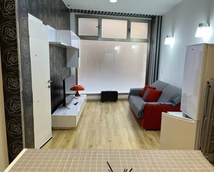 Sala d'estar de Pis de lloguer en Alcañiz amb Aire condicionat, Calefacció i Parquet
