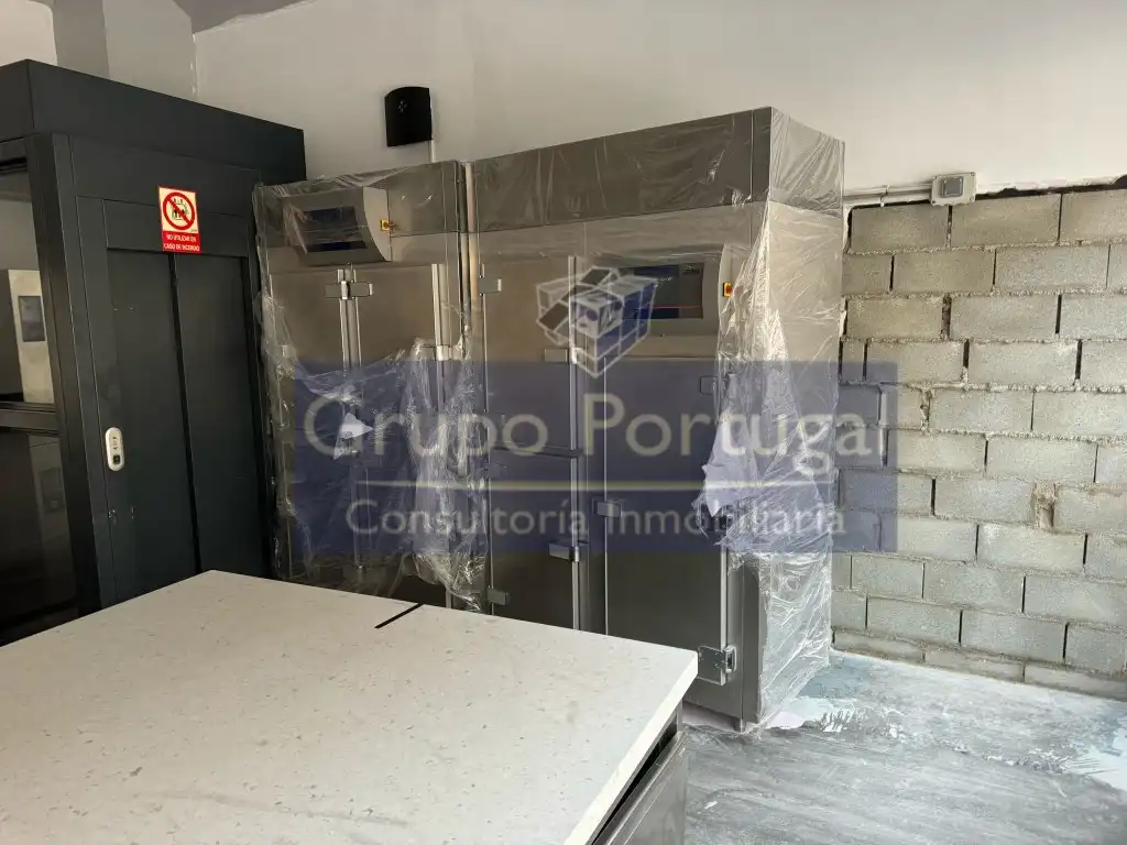 Local en traspaso en Alcobendas con Aire acondicionado