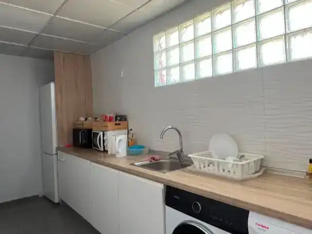 Cocina de Piso para compartir en Tauste con Aire acondicionado, Trastero y Amueblado