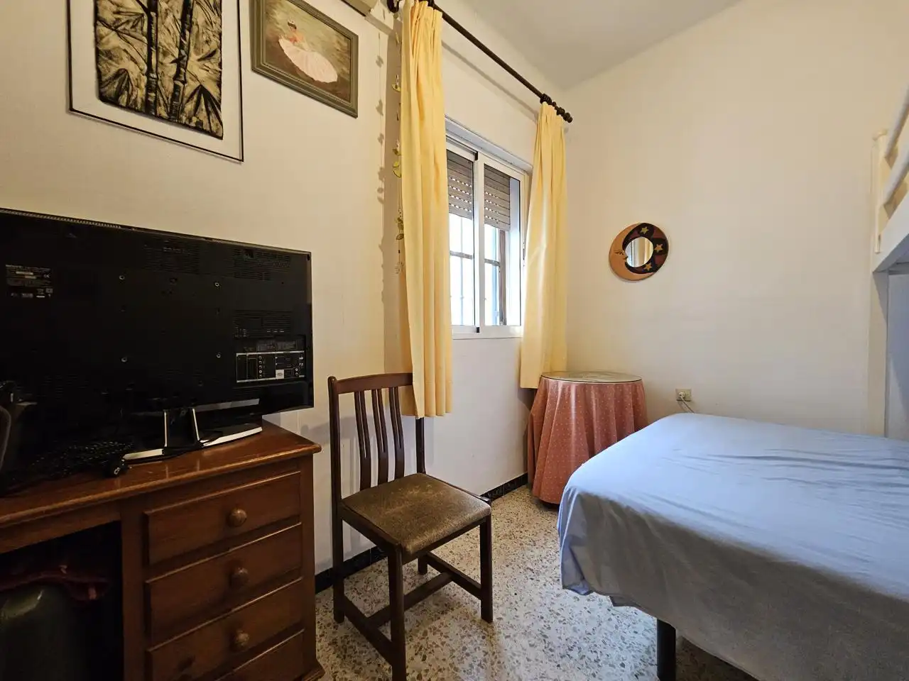 Dormitori de Casa o xalet en venda en Alcalá de Guadaira