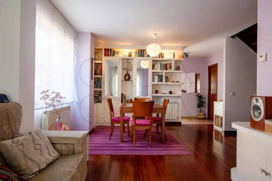 Sala de estar de Casa o chalet en venta en Villaescusa (Cantabria) con Calefacción, Jardín privado y Terraza