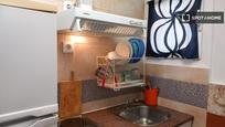 Kitchen of Flat to rent in L'Hospitalet de Llobregat  with Air Conditioner, Heating and Furnished