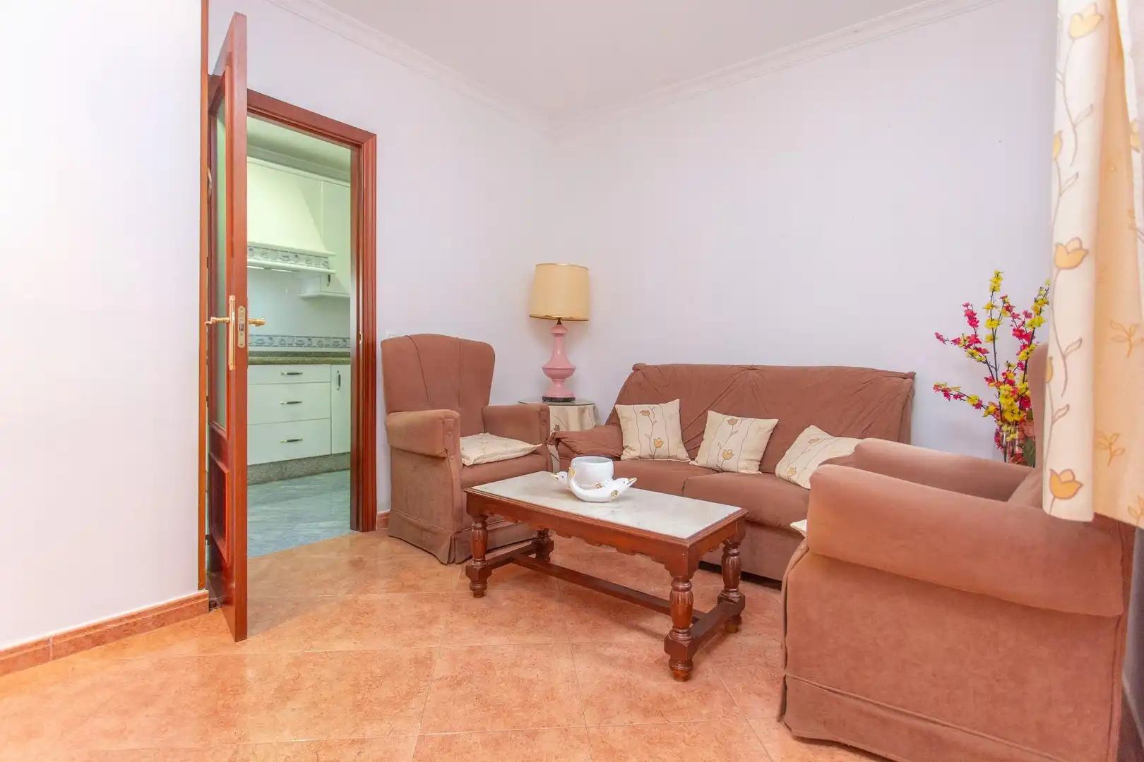 Sala d'estar de Casa o xalet en venda en Jerez de la Frontera amb Terrassa, Traster i Moblat