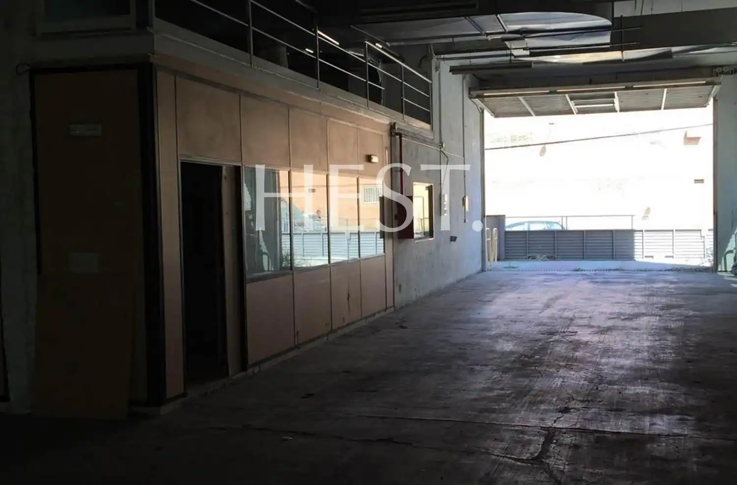 Industrial building for sale in Carrer del Tambor del Bruc, imagen 2
