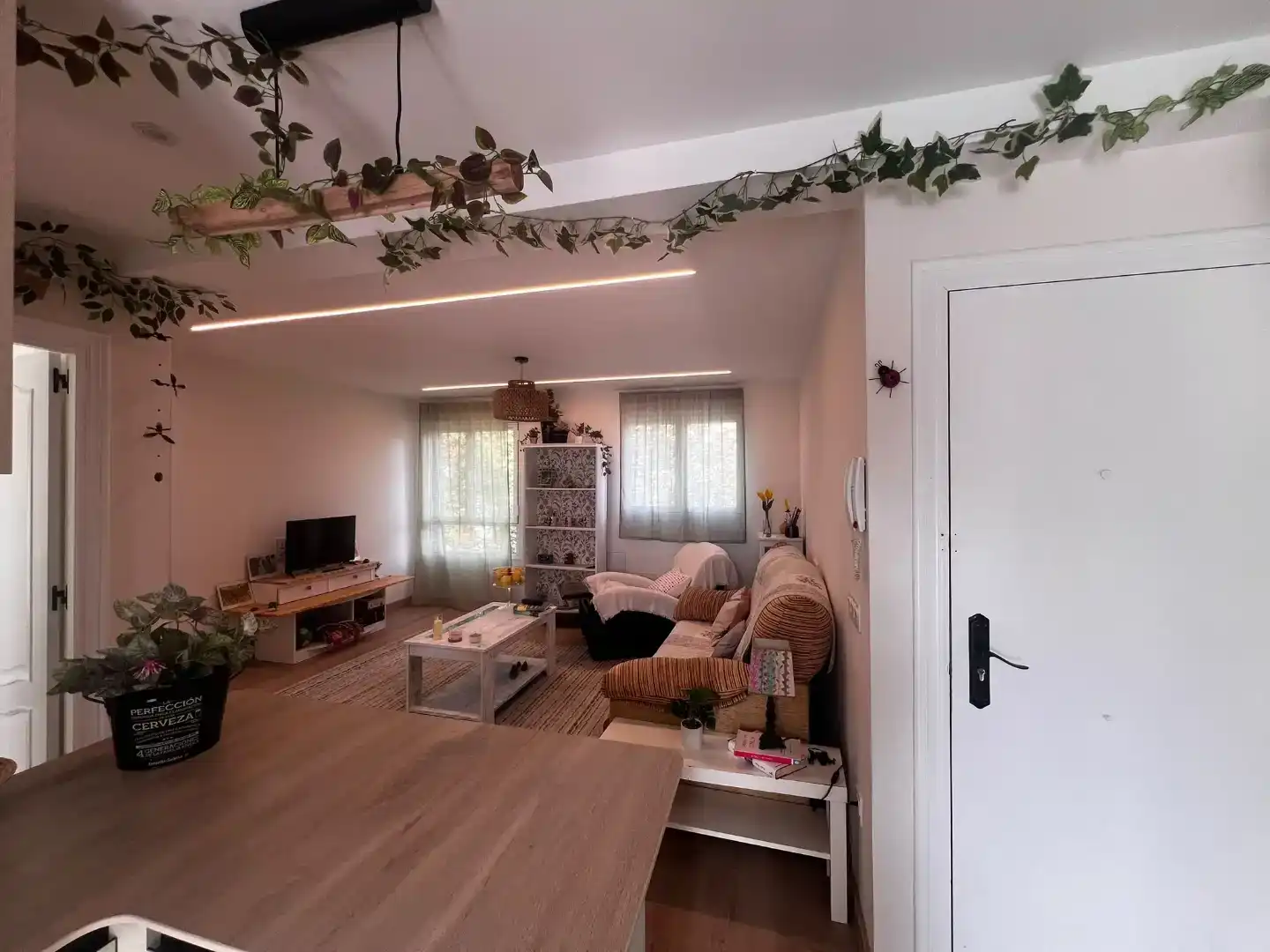 Wohnzimmer von Wohnung zur Miete in Gijón 