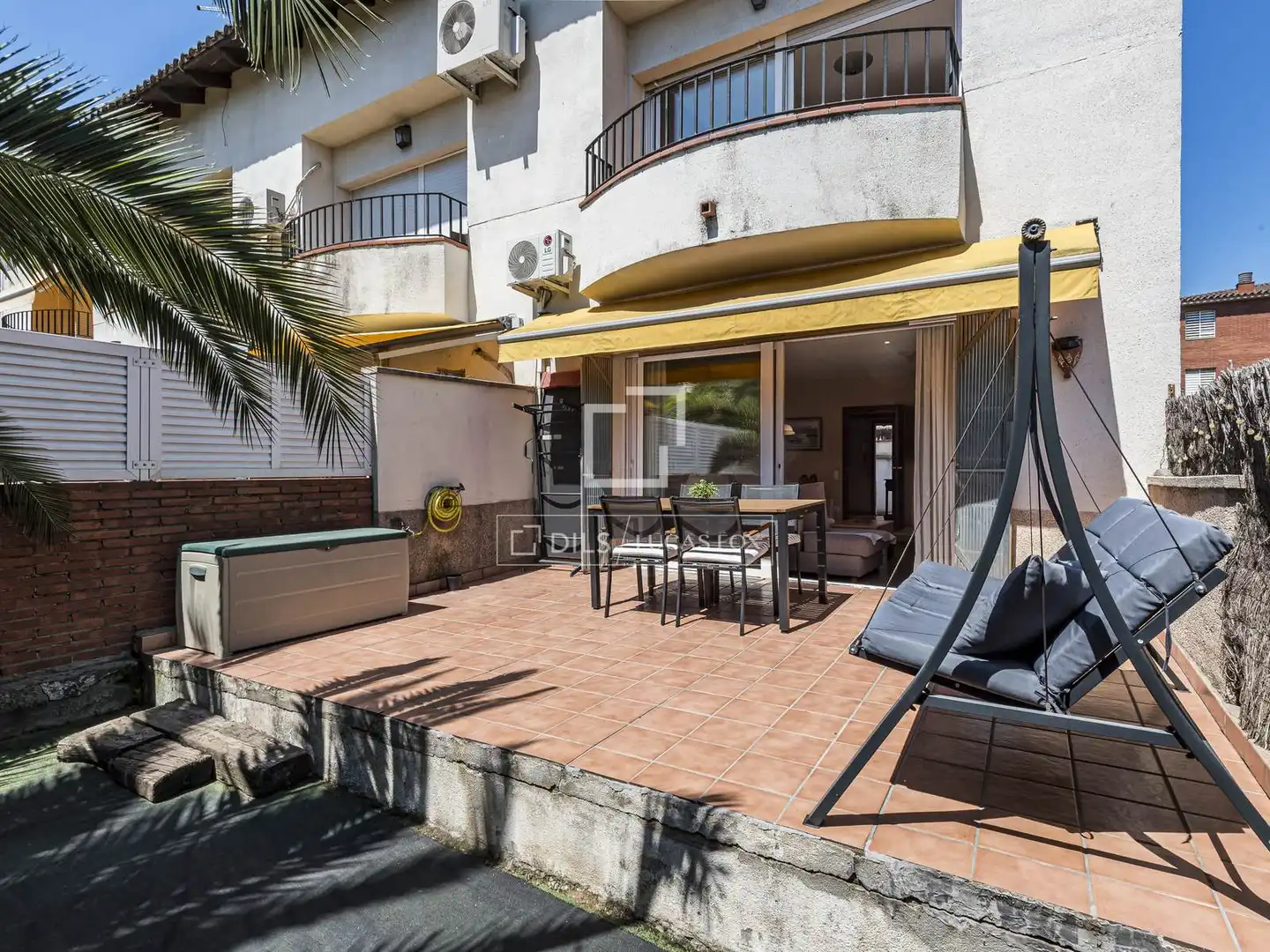 Terrassa de Casa o xalet en venda en Sant Cugat del Vallès amb Aire condicionat, Calefacció i Jardí privat