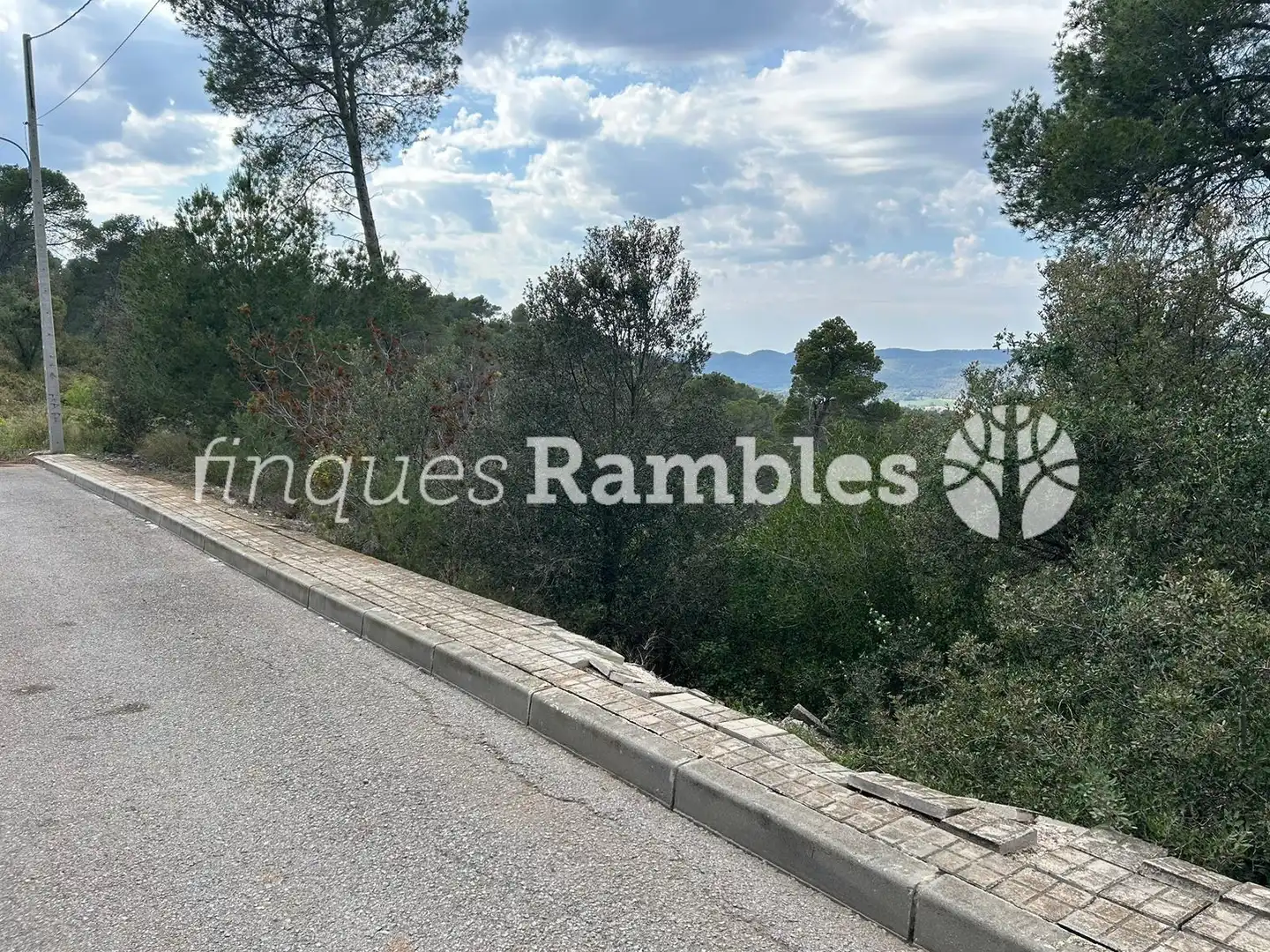 Terreny residencial en venda a Carrer de Puig i Cadafalch 1501, imagen 3