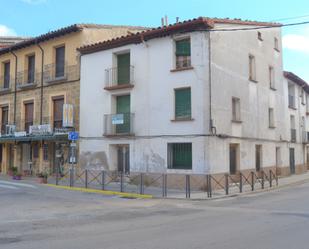 Vista exterior de Casa o xalet en venda en Ayerbe amb Terrassa