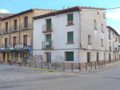 Vista exterior de Casa o xalet en venda en Ayerbe amb Terrassa