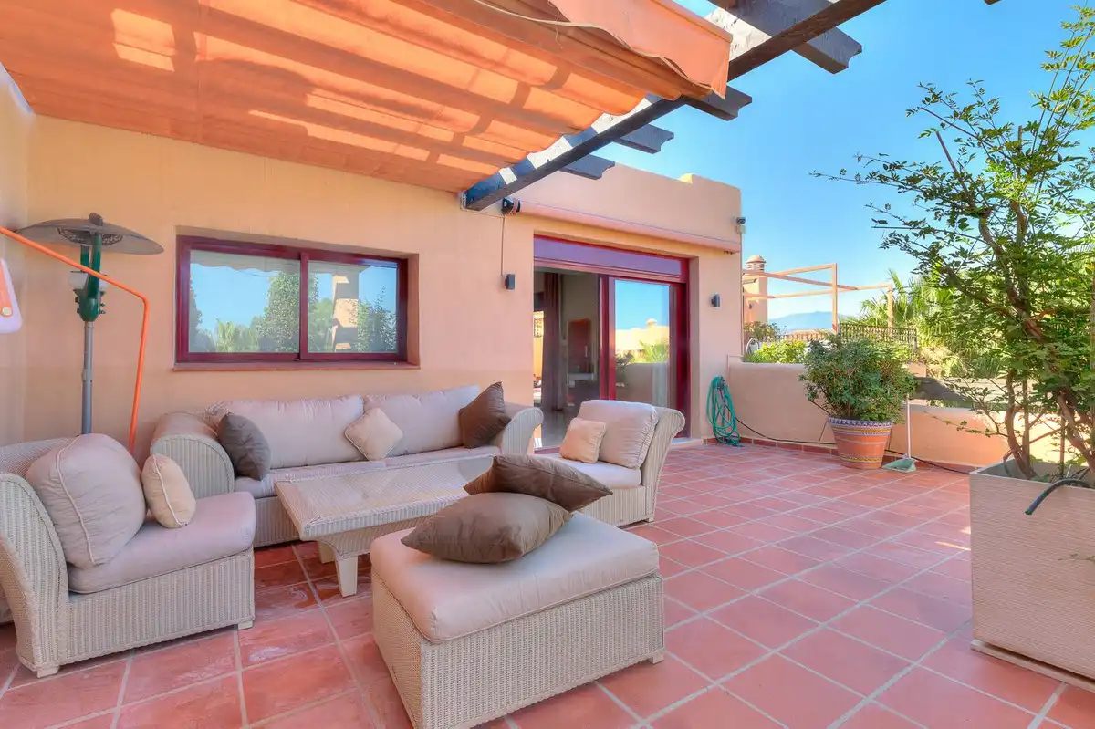 Terrasse von Maisonette zum Verkauf in Marbella mit Klimaanlage, Terrasse und Gemeinschaftspool