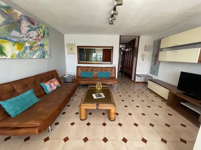 Estudio de alquiler en Avenida Benidorm, Playa de San Juan