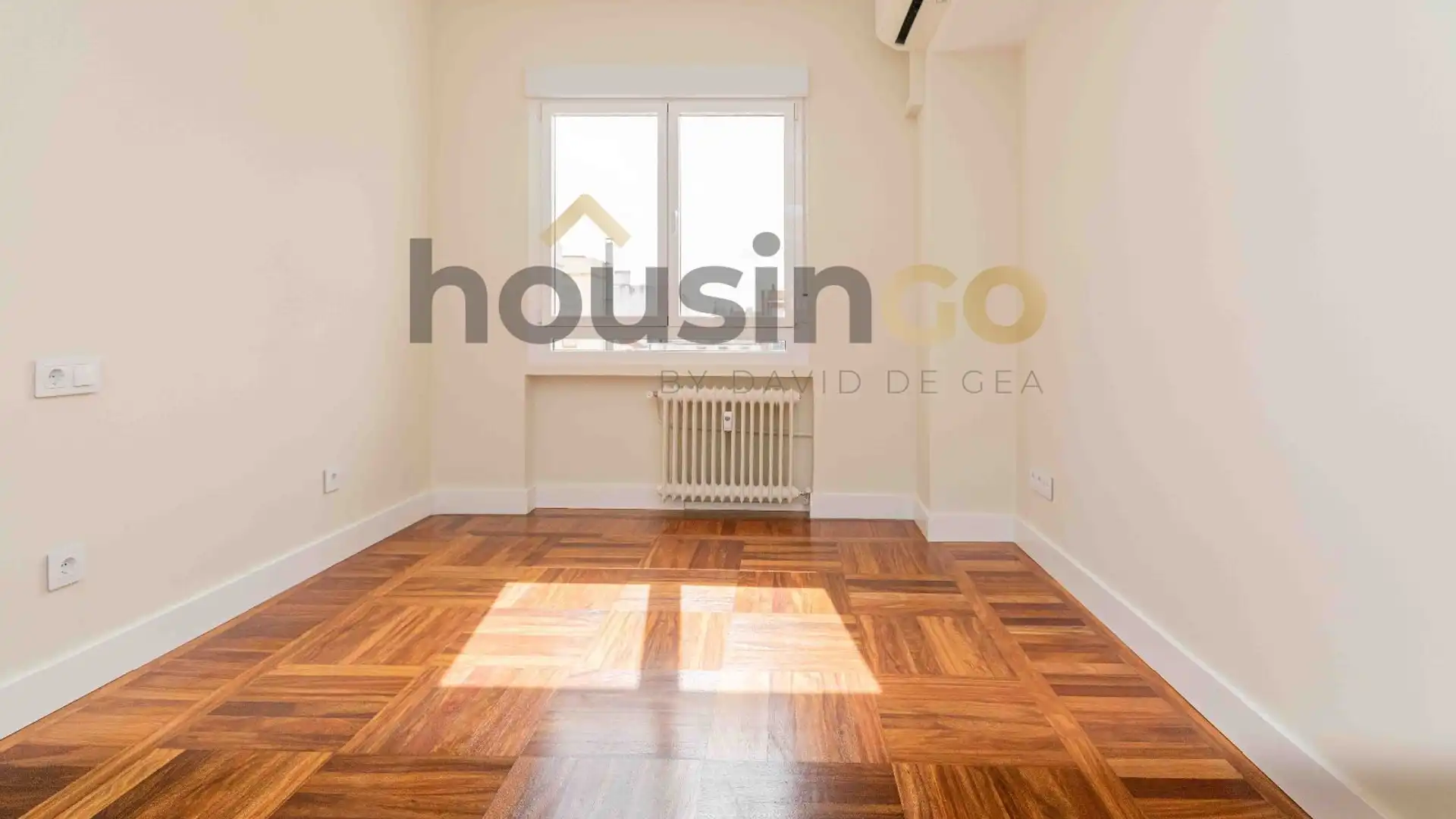 Habitación de Piso de alquiler en  Madrid Capital con Aire acondicionado, Calefacción y Horno