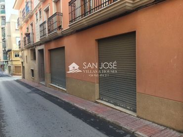 Local commercial à vendre à Monóvar  / Monòver