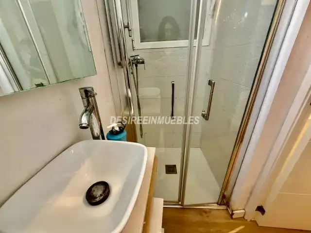 Baño de Piso de alquiler en Valencia con Aire acondicionado, Calefacción y Parquet