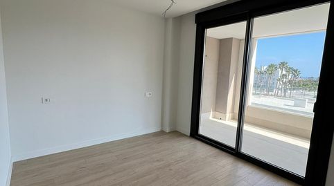 Foto 3 de Piso de alquiler en Calle Calle John Lennon, Playamar - Benyamina, Torremolinos