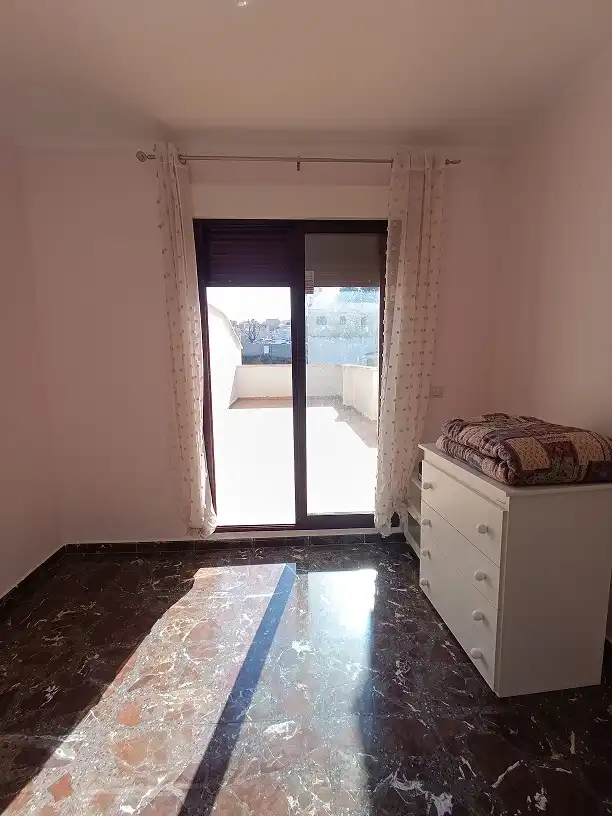 Dormitori de Casa adosada en venda en Hellín amb Aire condicionat, Calefacció i Terrassa