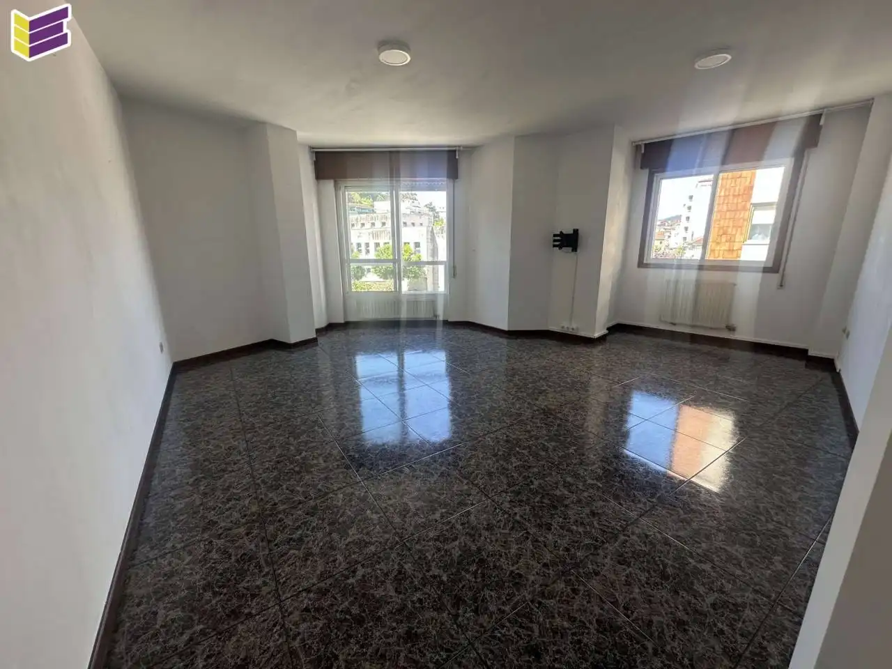 Living room of Flat for rent in Redondela  with Heating and Storage room