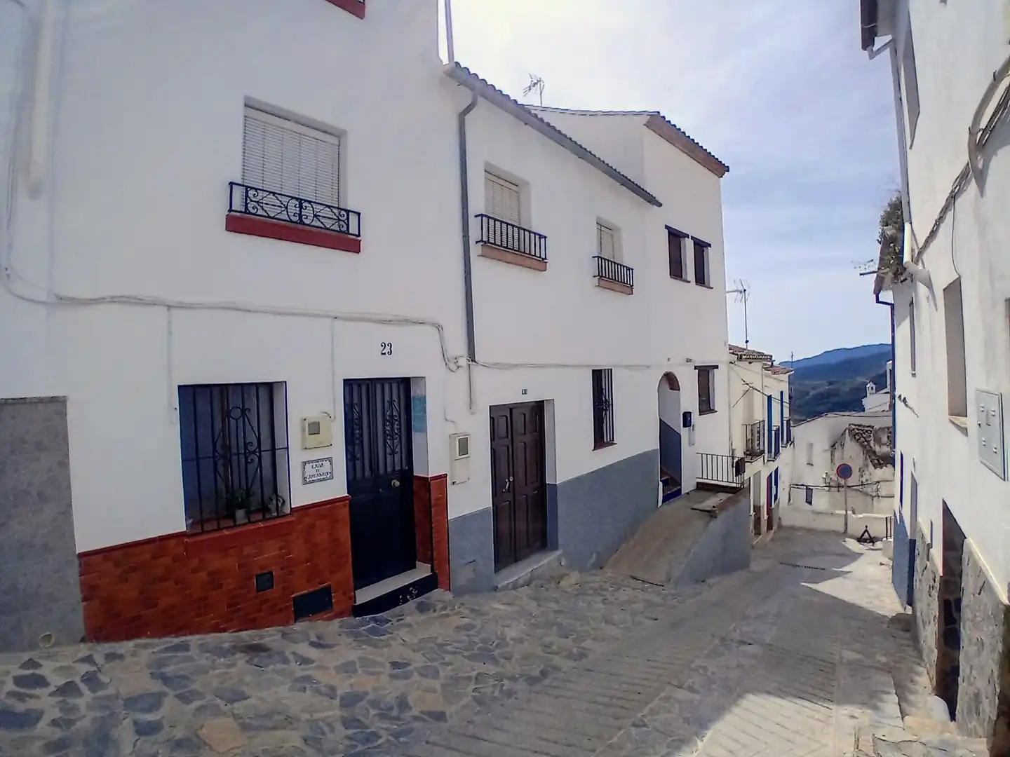 Adossat amb jardí en venda a Yunquera