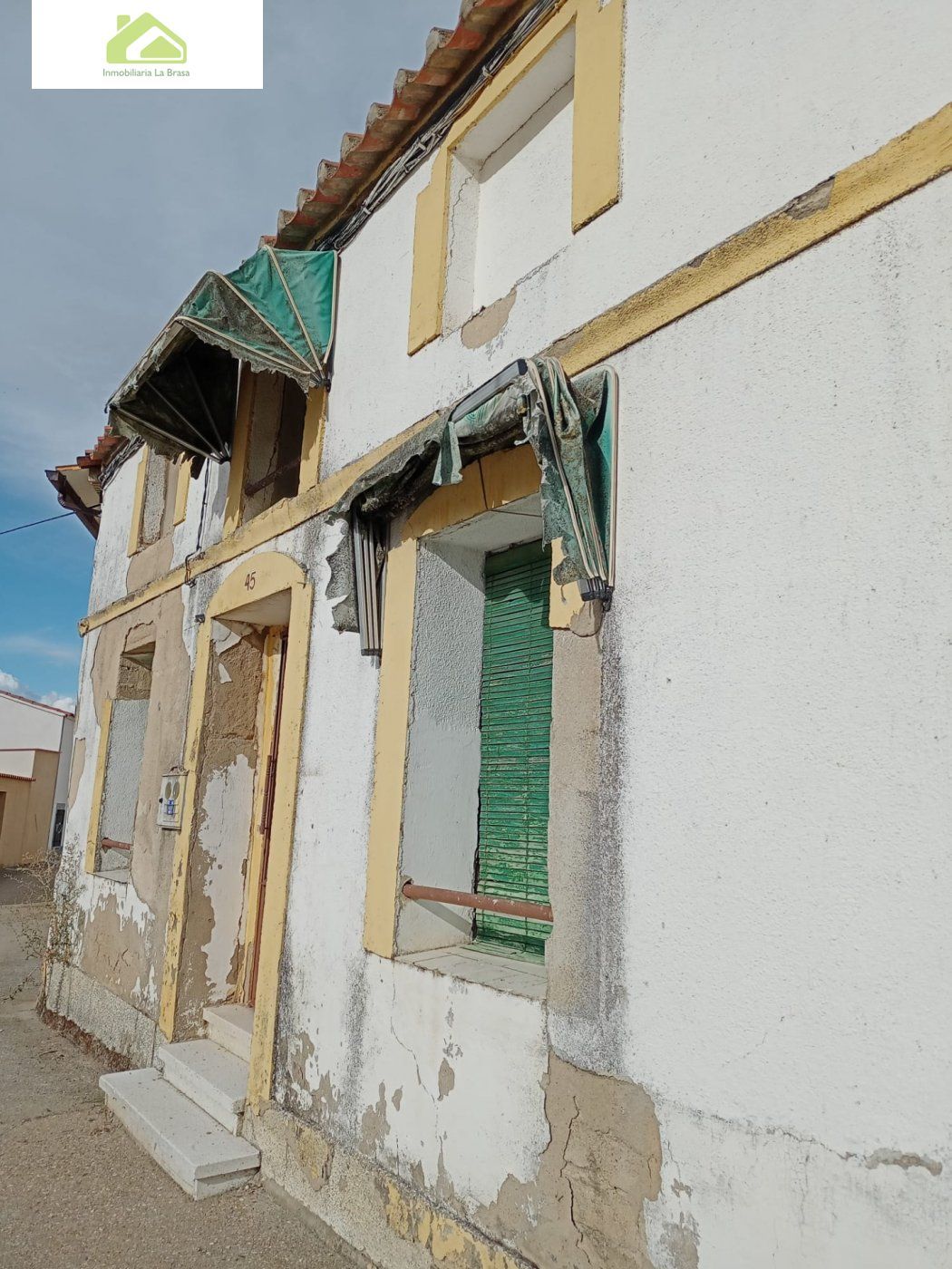 Vista exterior de Casa o xalet en venda en San Miguel de la Ribera