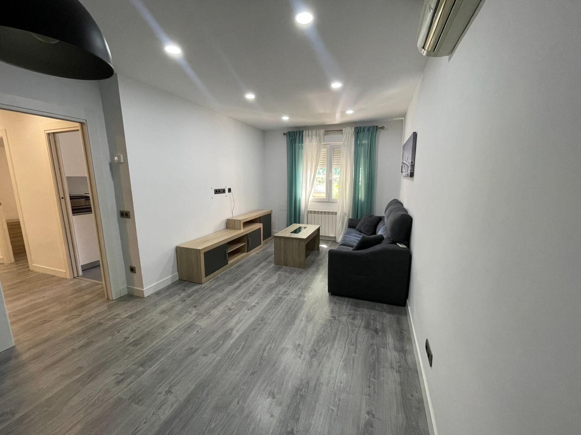 Sala d'estar de Pis de lloguer en Torrejón de Ardoz amb Aire condicionat, Calefacció i Terrassa