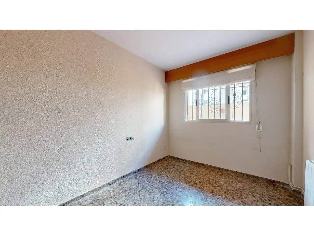 Habitación de Piso en venta en Valencia con Aire acondicionado, Calefacción y Jardín privado