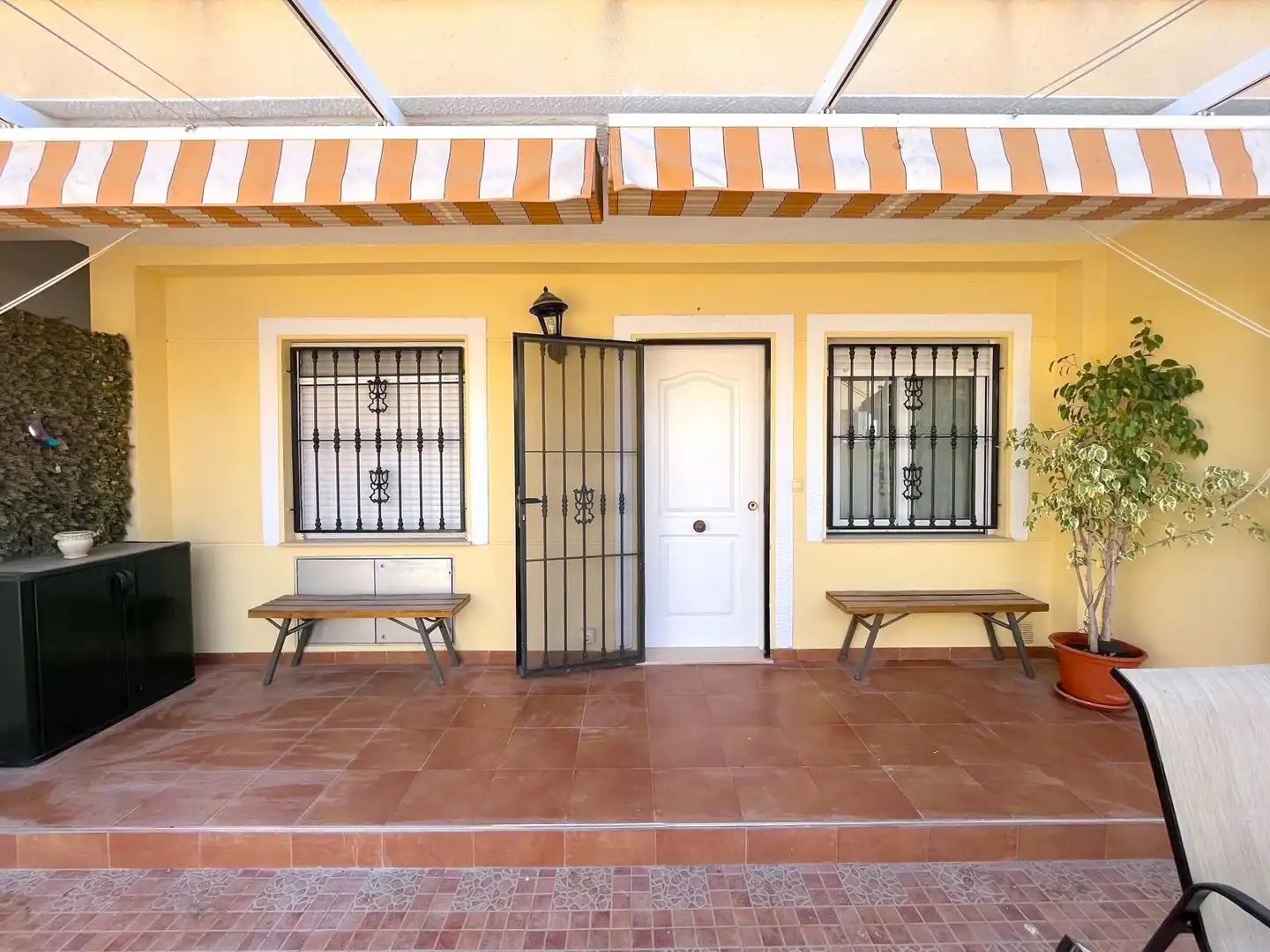 Bungalow with terrace for sale in Calle ANTONIO MACHADO 6, imagen 3