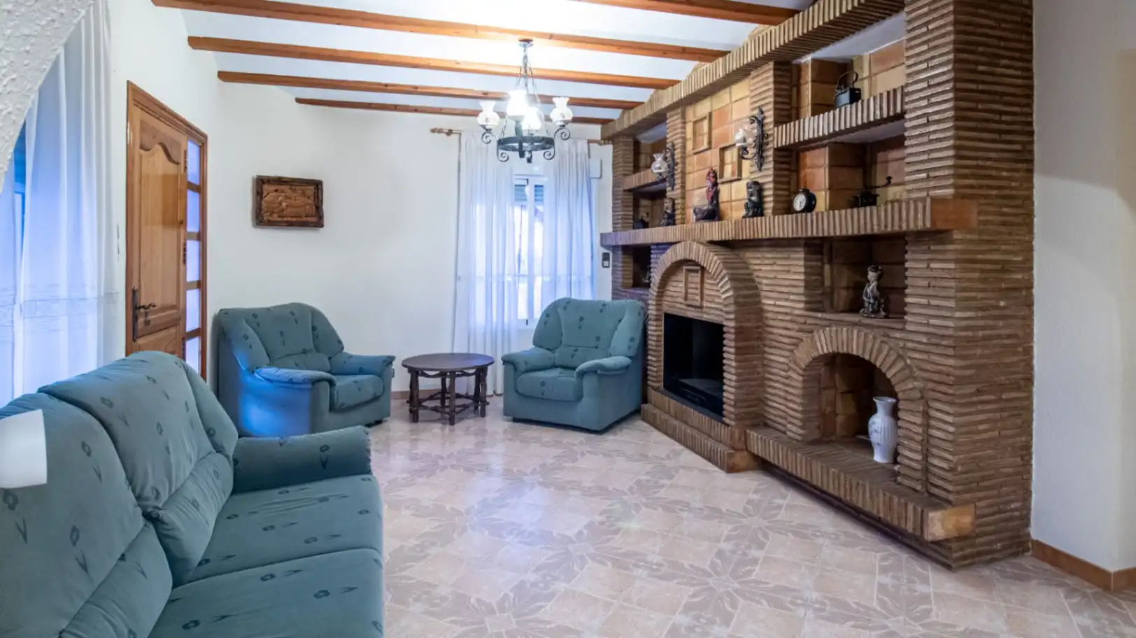 Sala de estar de Casa o chalet en venta en Oliva con Jardín privado, Terraza y Trastero