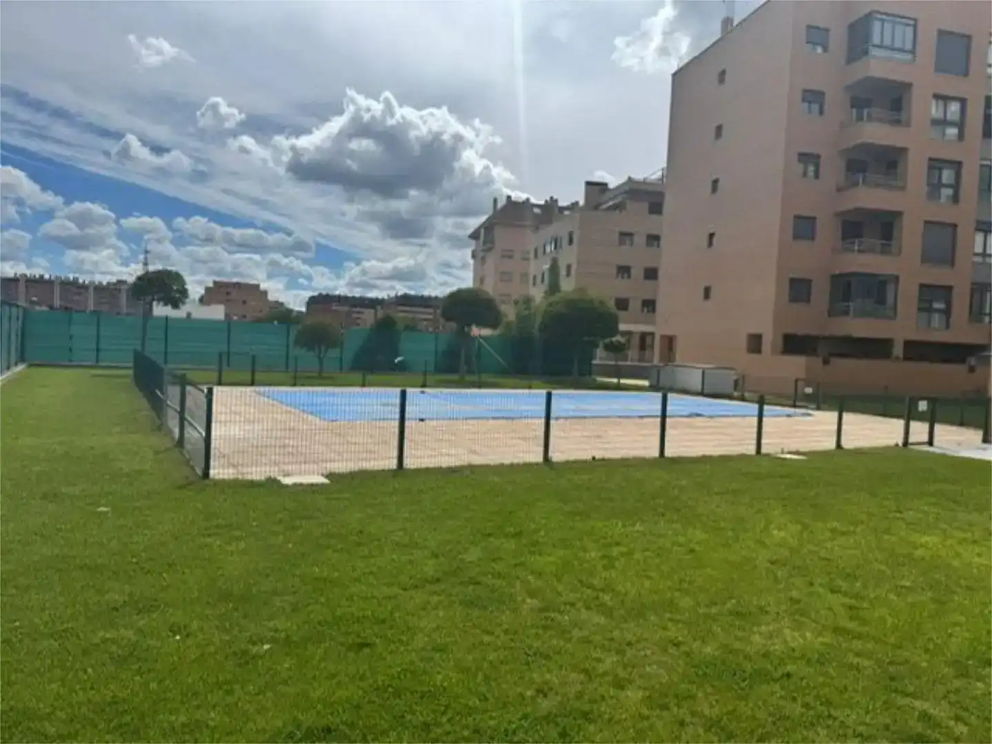 Piscina de Pis en venda en Ciudad Jardín -Vista Alegre