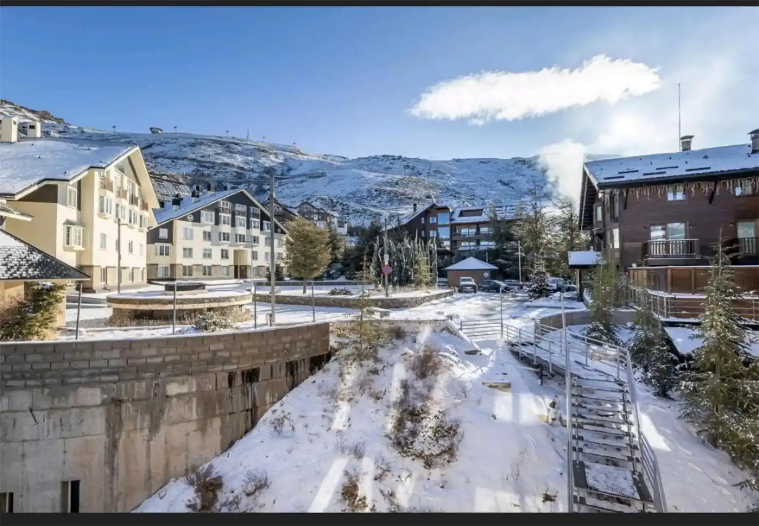 Vista exterior de Pis de lloguer en Sierra Nevada amb Piscina