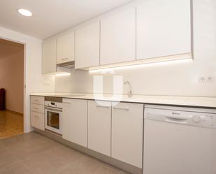 Cuina de Pis de lloguer en  Valencia Capital amb Aire condicionat, Calefacció i Moblat