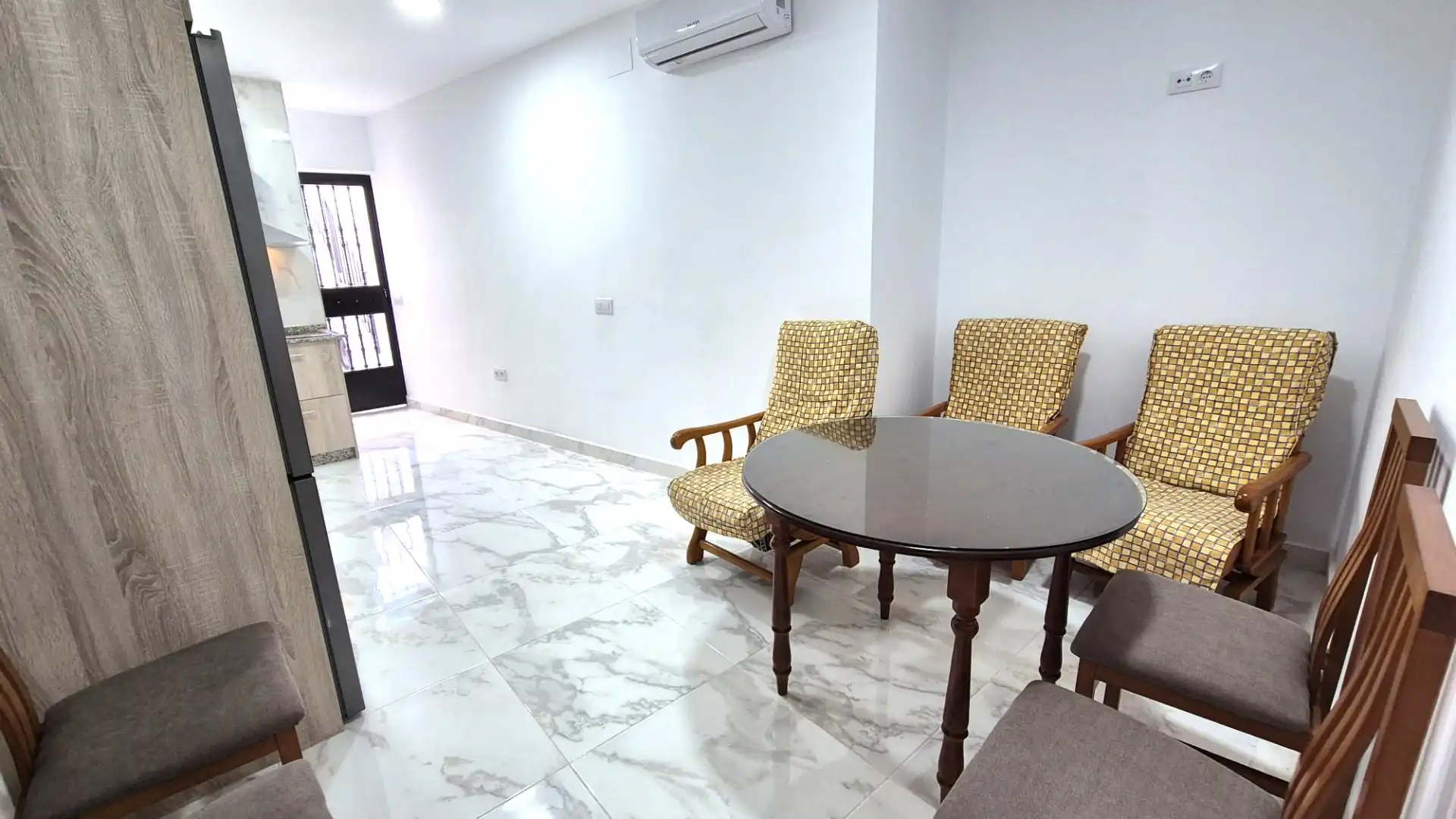 Piso de alquiler en Badajoz con Aire acondicionado, Calefacción y Terraza