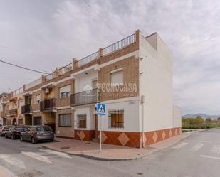 Vista exterior de Casa adosada en venda en Motril amb Terrassa i Balcó