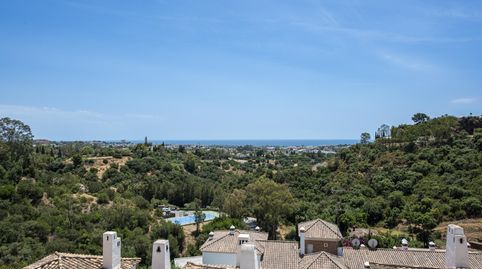 Foto 3 de Apartamento en venta en Urb Puerto del Almendro, Conjunto las Terrazas Ca, Los Arqueros - Puerto del Almendro, Benahavís