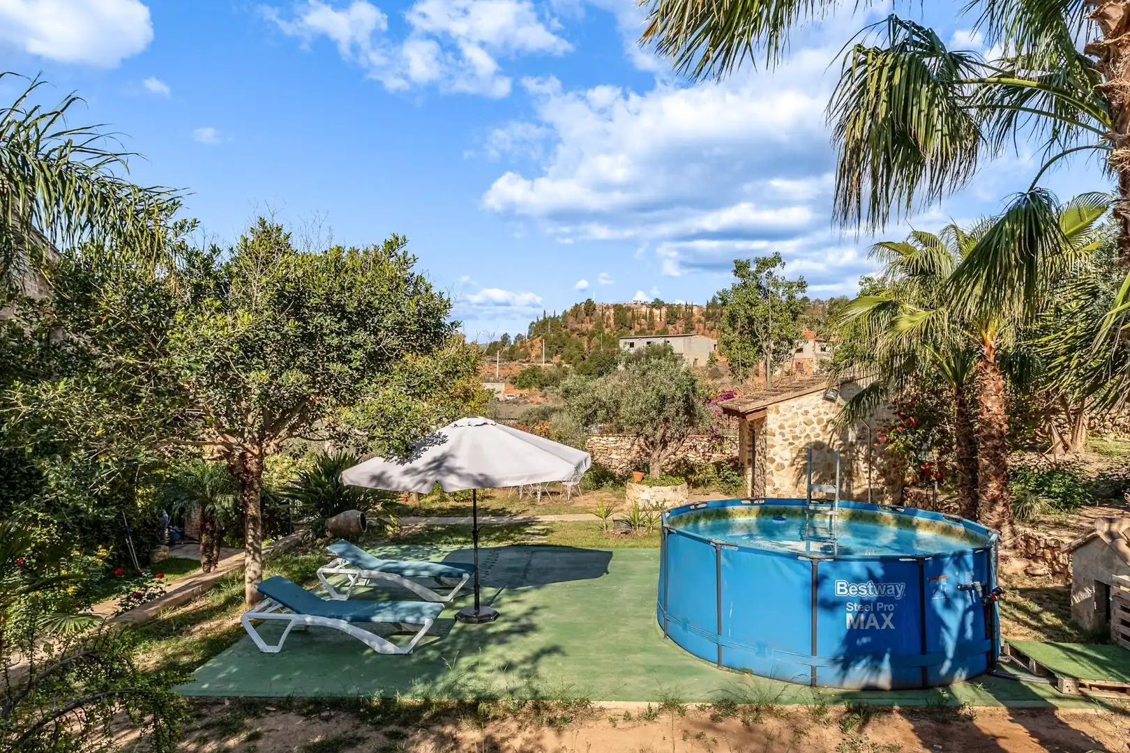 Piscina de Casa o xalet en venda en Pedralba amb Aire condicionat, Calefacció i Jardí privat
