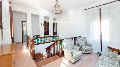 Vivienda con encanto y amplios exteriores en Atarfe