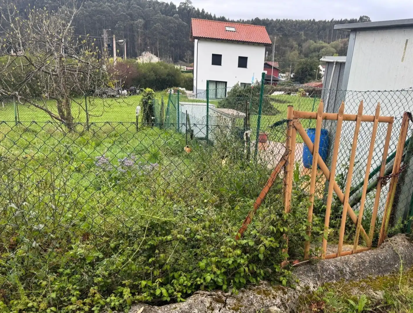 Casa adosada en venda en Castrillón amb Traster