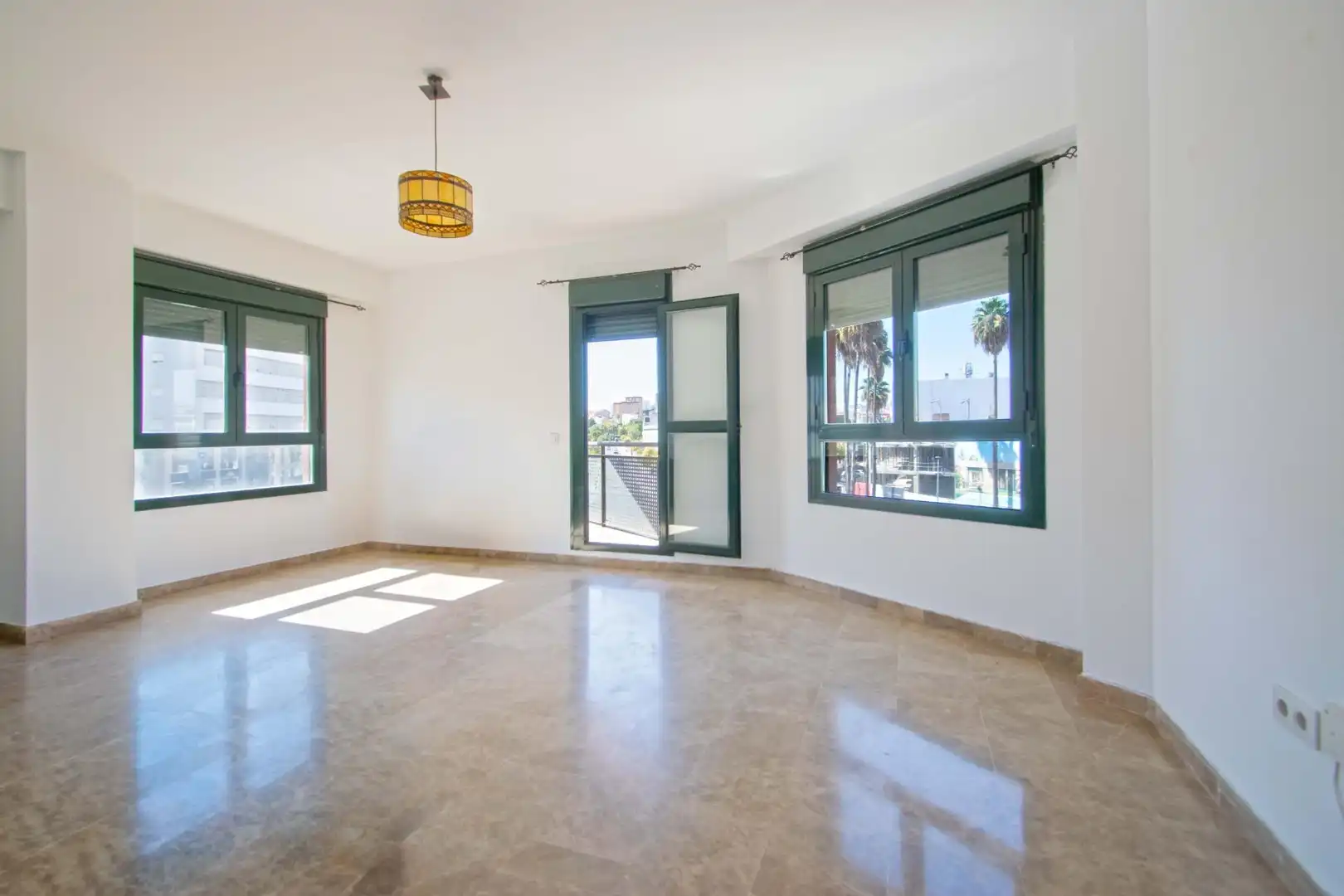 Exterior view of Flat for sale in Camas  with Air Conditioner, Heating and Terrace