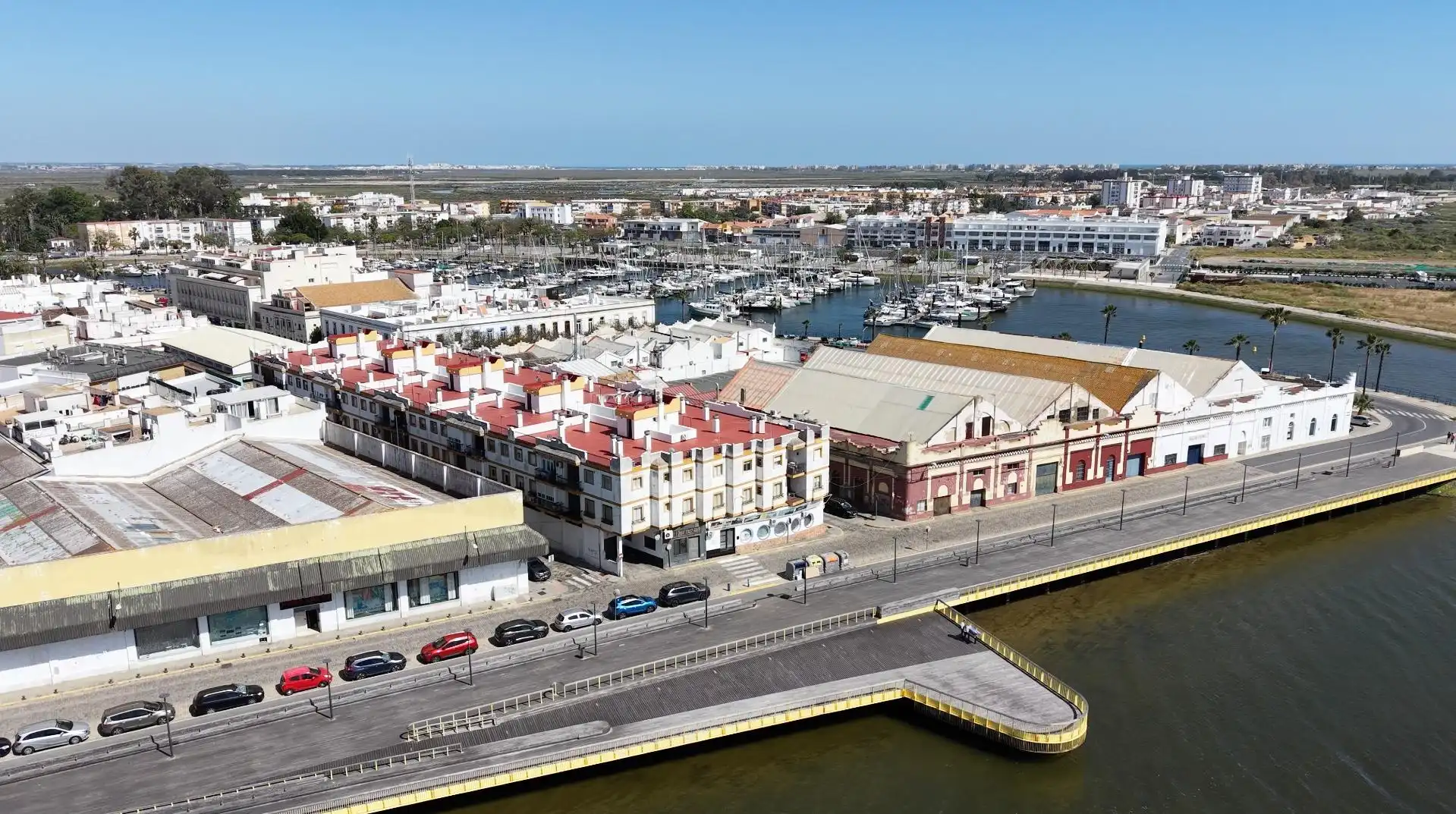 Vista exterior de Apartament en venda en Ayamonte amb Aire condicionat, Calefacció i Moblat