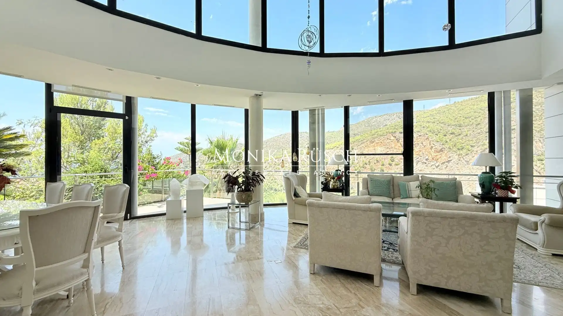 Sala de estar de Casa o chalet en venta en Sitges con Aire acondicionado, Calefacción y Terraza