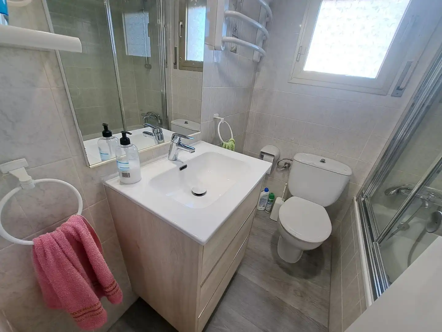 Baño de Apartamento en venta en Salou con Aire acondicionado, Calefacción y Amueblado