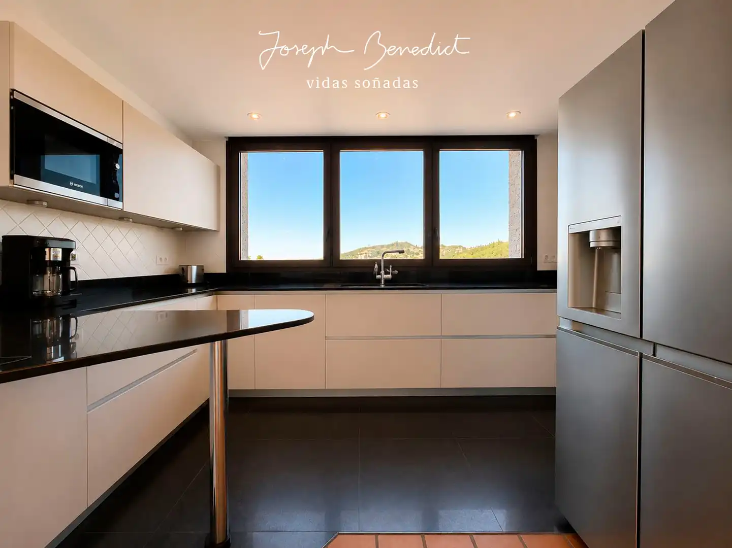 Kitchen of Houses for sale in Torrelles de Llobregat  with Air Conditioner, Heating and Private garden
