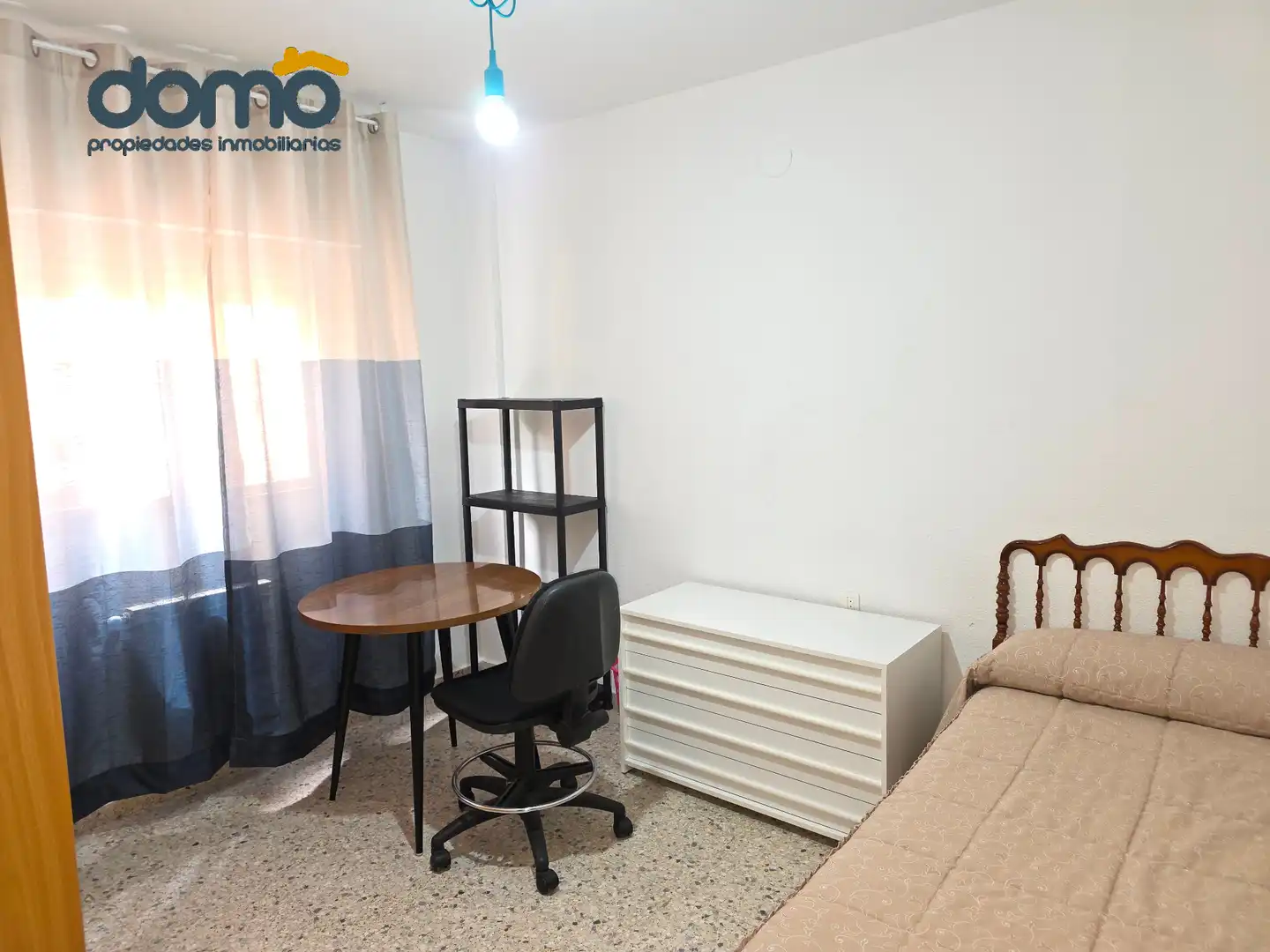 Schlafzimmer von Wohnung zur Miete in Granada mit Heizung, Terrasse und Möbliert