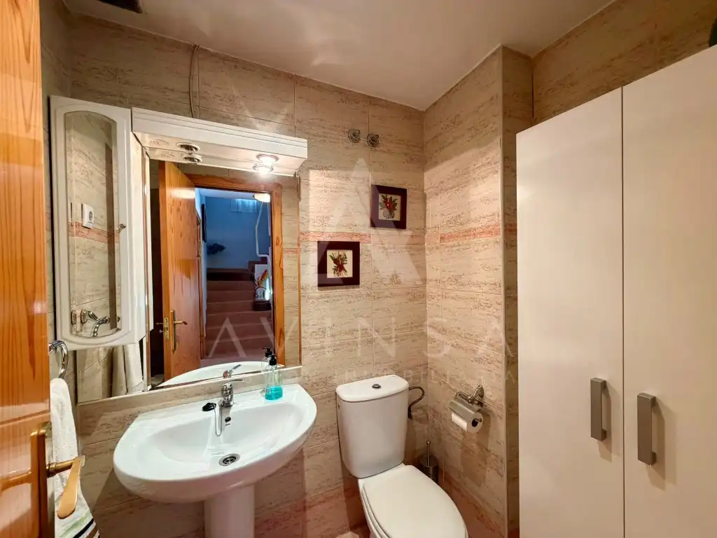 Bany de Casa o xalet en venda en Guadalajara