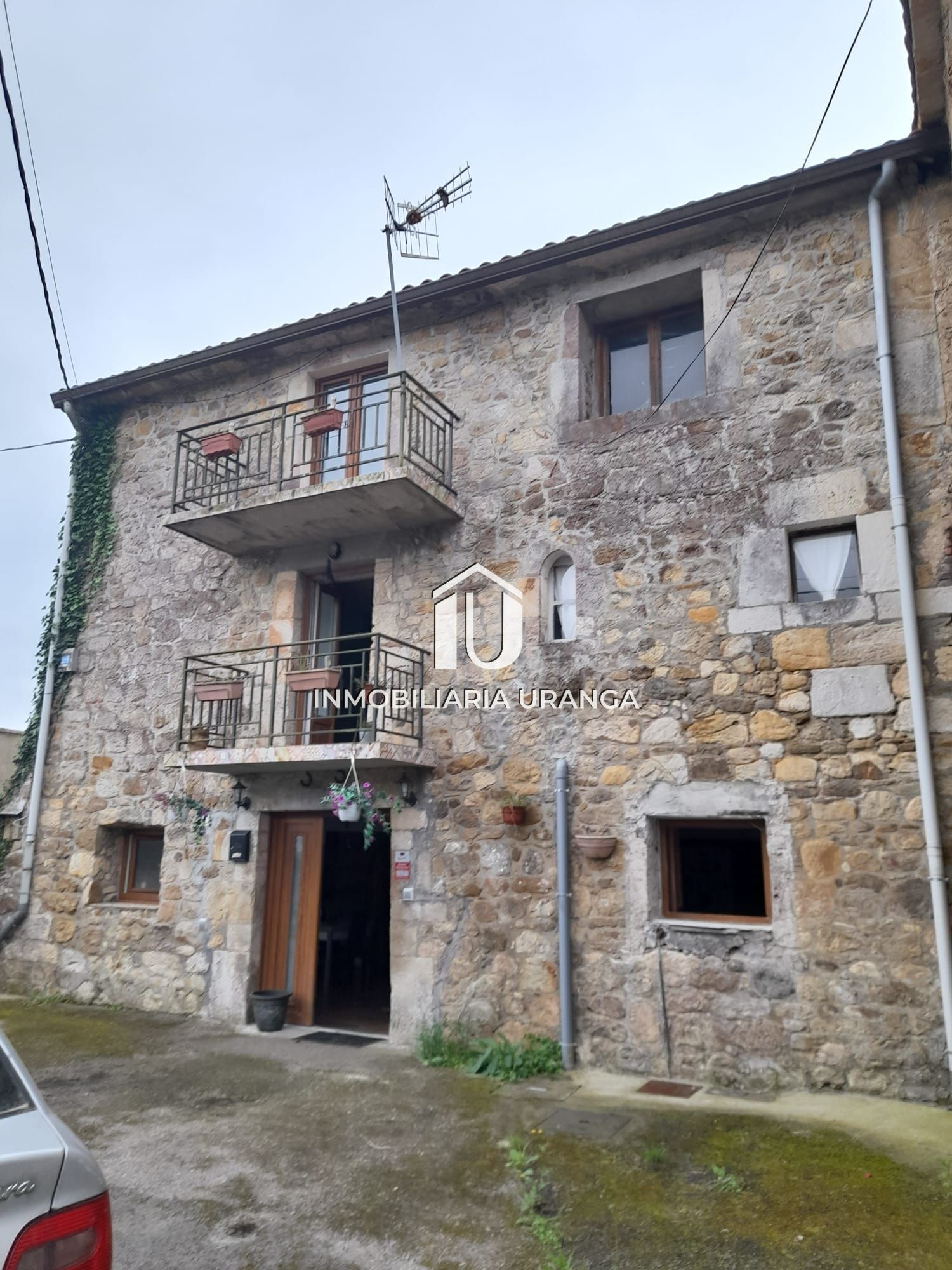 Exterior view of House or chalet for sale in Guriezo  with Private garden and Terrace