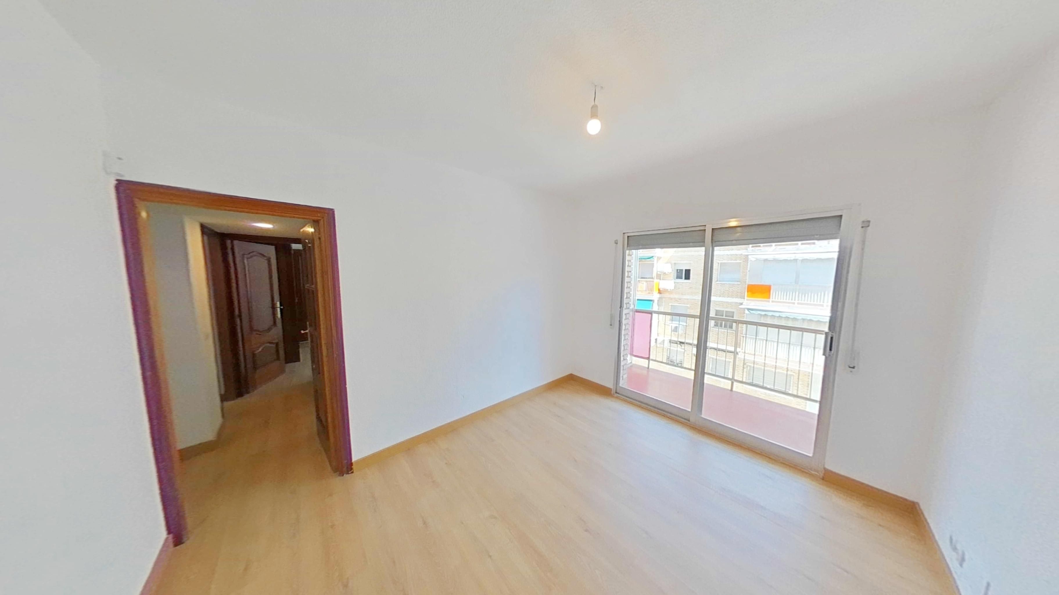 Bedroom of Flat to rent in Leganés  with Terrace, Oven and Balcony