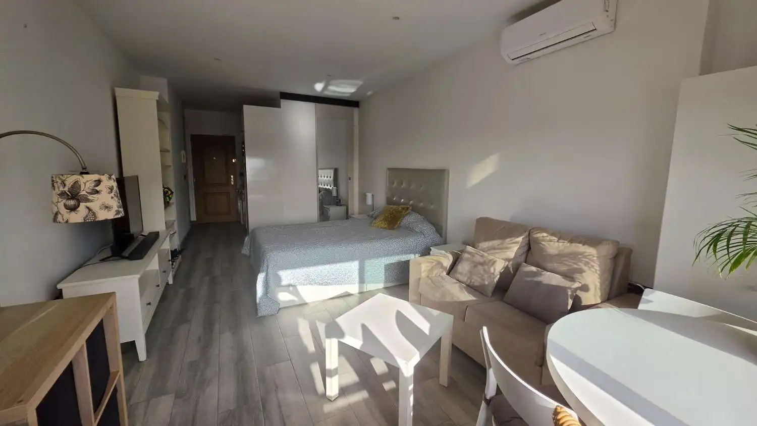 Bedroom of Study for rent in Torremolinos  with Air Conditioner, Heating and Furnished
