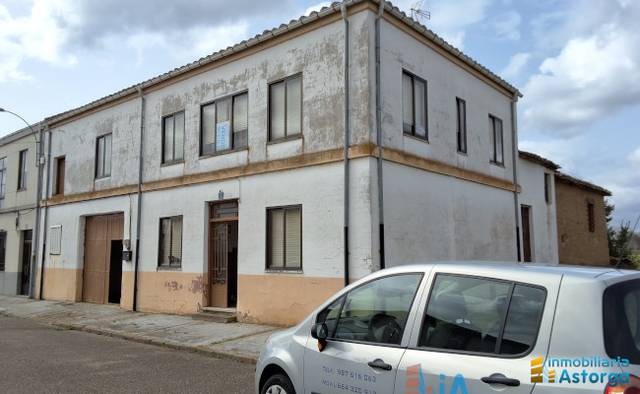 Casa-chalet en Venta en Calle Cantarranas en Valderrey