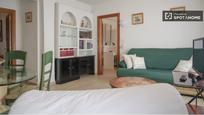 Bedroom of Flat to rent in Getafe  with Air Conditioner, Heating and Furnished