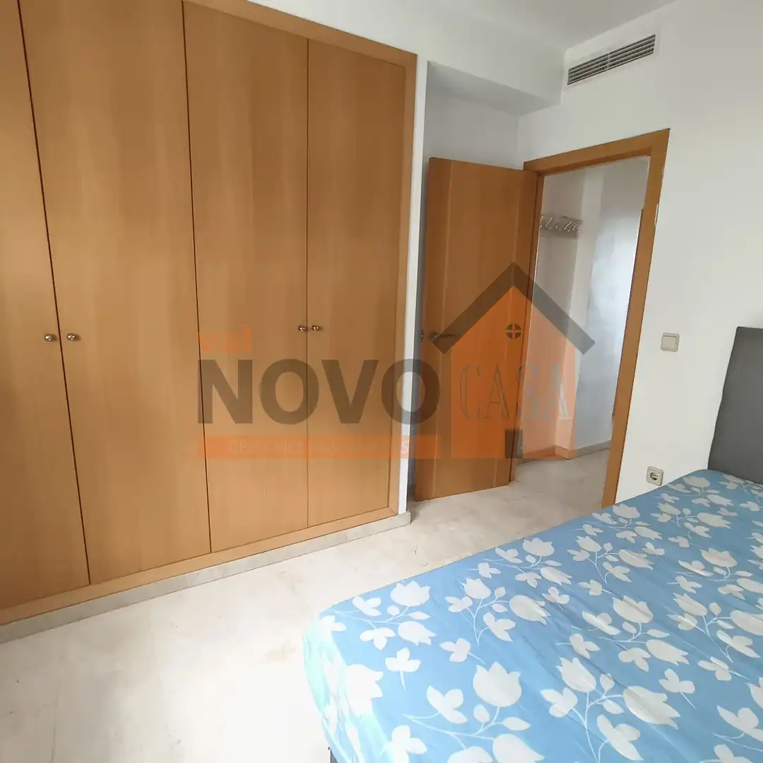 Schlafzimmer von Wohnung zur Miete in Silla mit Möbliert