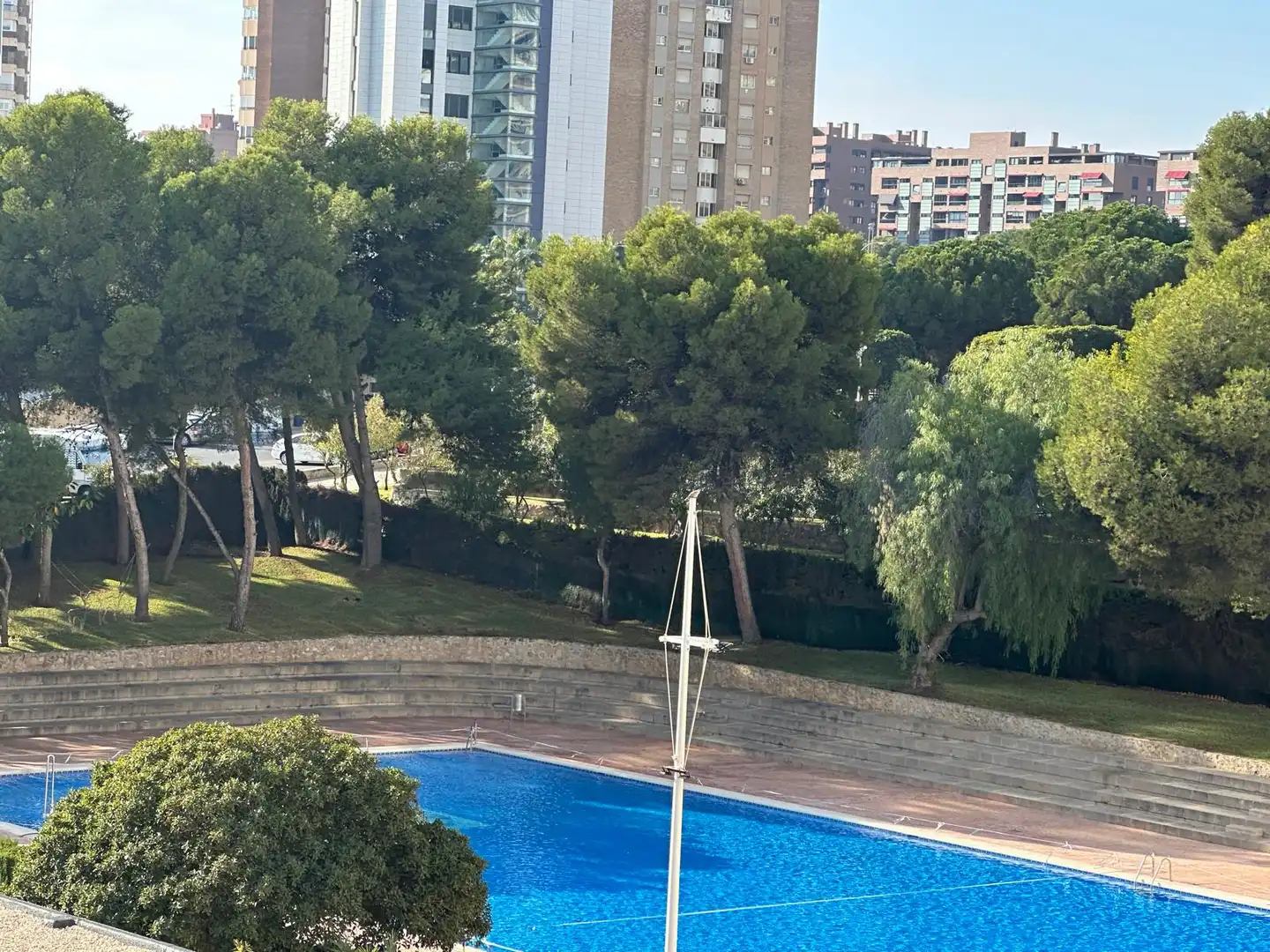 Piscina de Pis en venda en Alicante / Alacant amb Aire condicionat, Calefacció i Terrassa